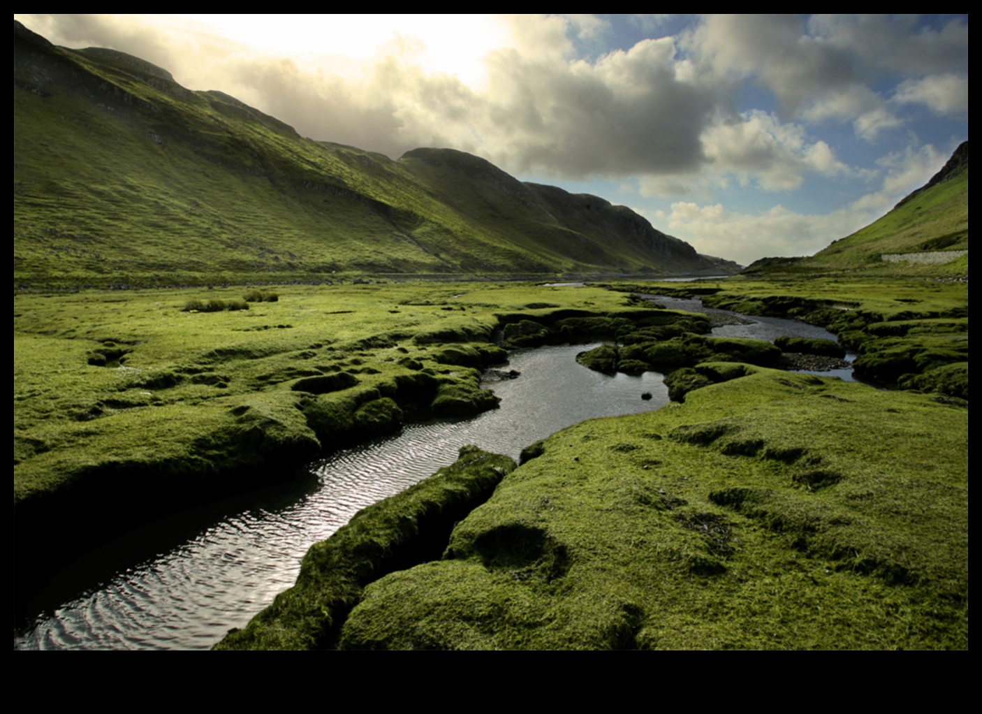 Peisaje epice de pământ: o expediție vizuală prin peisaje