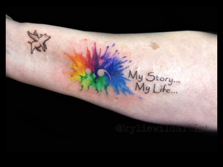 Scufundați-vă în tatuajele în acuarelă Chroma care spun povești 3 Scufundați-vă în Chroma: tatuaje cu acuarelă care spun povești