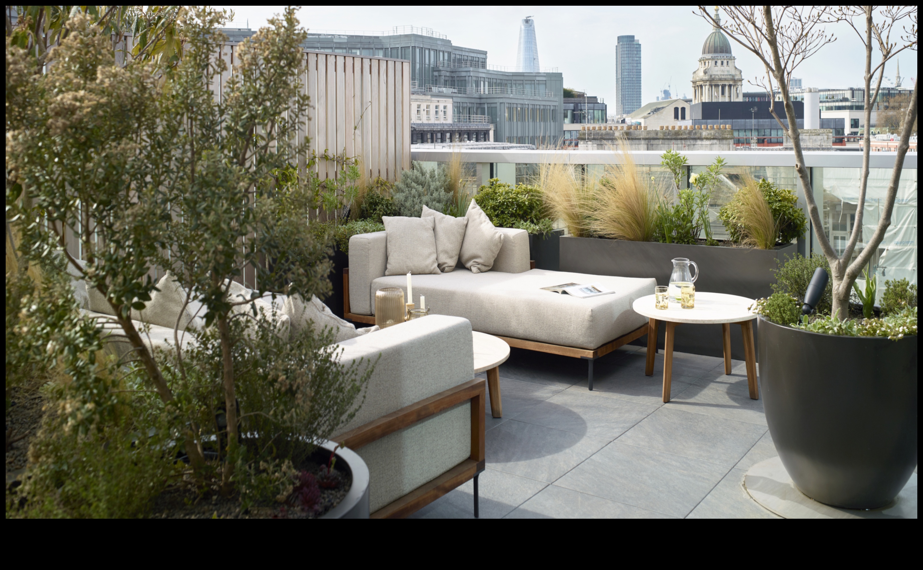 City Gardening Chic 5 soluții elegante pentru spații urbane 1 City Gardening Chic: Soluții elegante pentru spații urbane